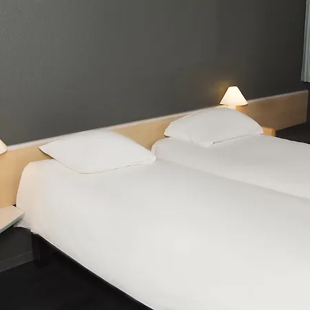 Hotel Ibis Rennes 3*