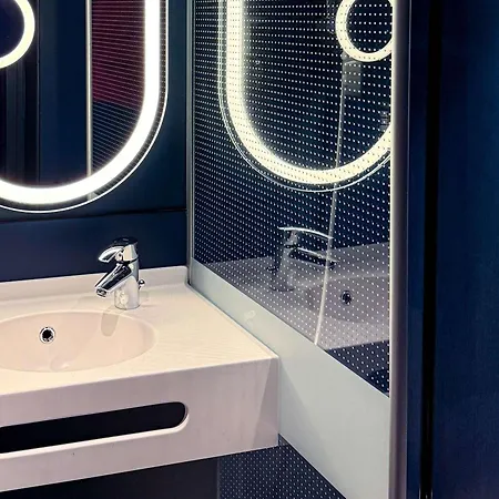 Ibis Rennes 3*