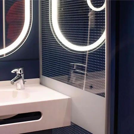 Ibis Rennes 3*