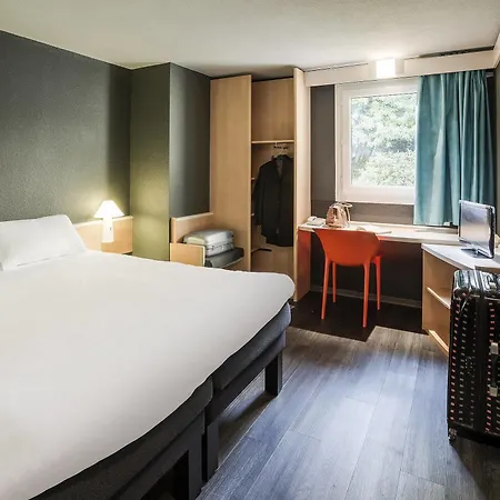 Ibis Rennes 3*